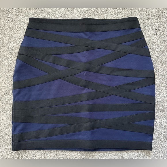 Express Blue Black Criss Cross Bandage‎ Mini Pencil Skirt Size Small - Picture 1 of 5